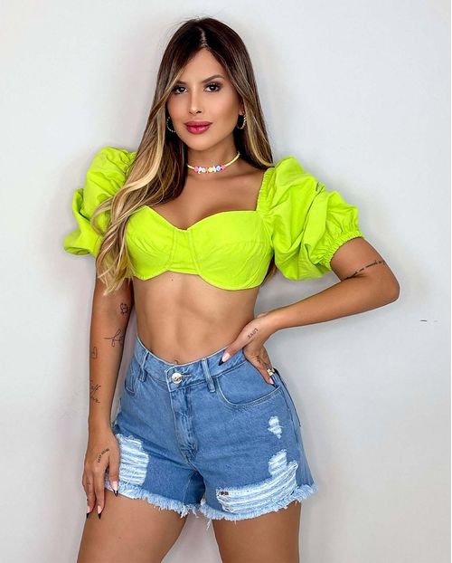 Shorts Jeans Feminino Mom com Strass No Forro Dos Bolsos 22636 Clara Rasgada