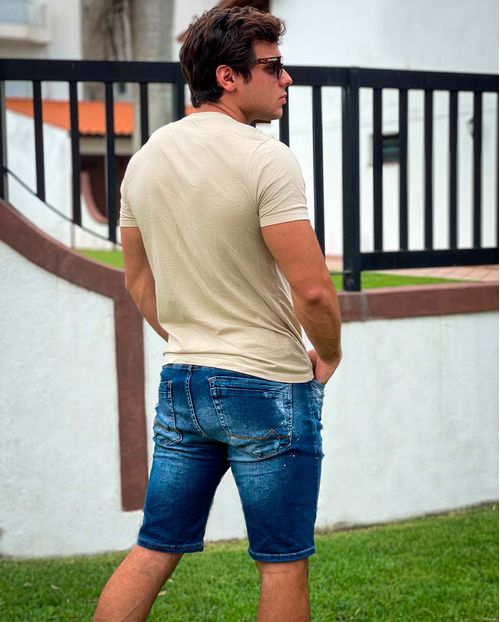 Bermuda Jeans Masculina Rasgada com Respingos   - Linha Man Style   21153 Média
