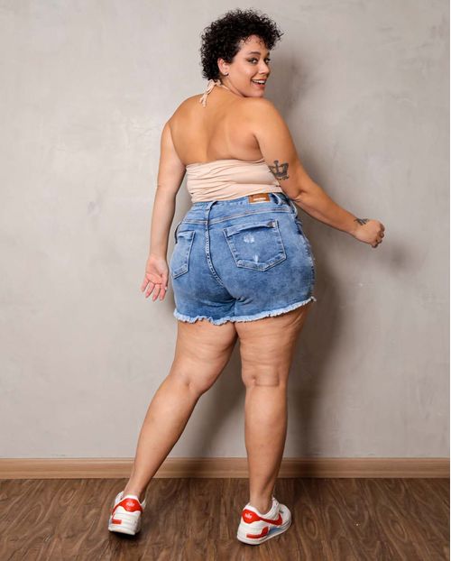 Blusa Feminina Plus Cropped Bege com Recorte Frontal 90089b Unica