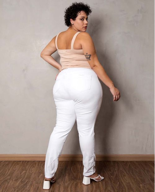 Calça Feminina Plus Branca com Cinto de Fivela   21486 Branco