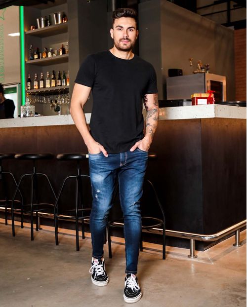Calça Jeans Masculina Super Skinny Escura com Puídos   21492 Escura