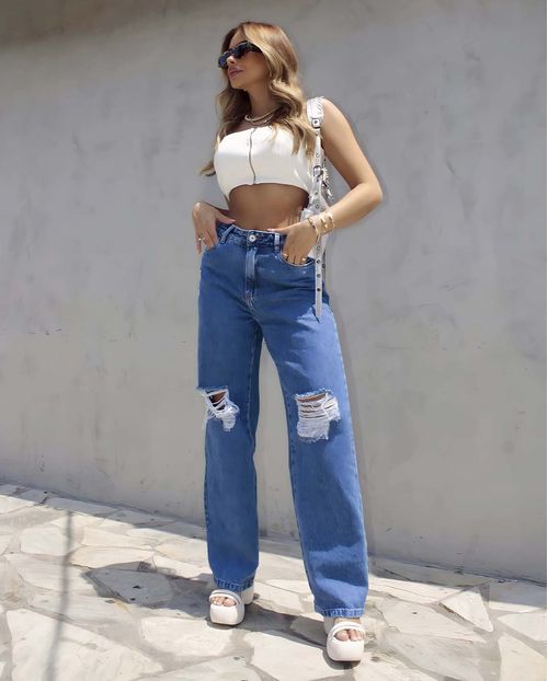Calça Jeans Feminina Wide Leg  com Rasgos e Puidos  22595 Escura