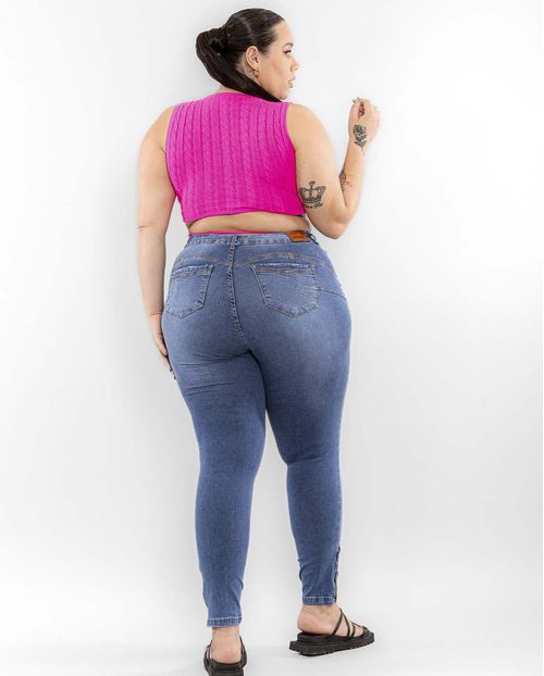 Calça Jeans Feminina Plus Size com Ziper Lateral Na Barra  22247 Escura