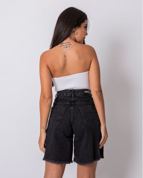 Bermuda Oversized C/rasgo Lateral 2182p Preta Rasgada
