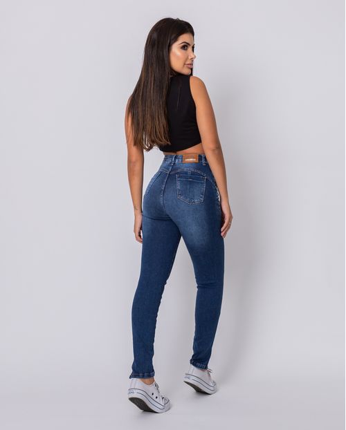 Calça Jeans Feminina Intermediária Extreme Power com Barra Irregular 22398 Escura