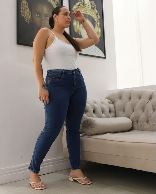 Calça Jeans Skinny Plus Size Feminina Cintura Alta Abertura Na Barra 23435 Escura
