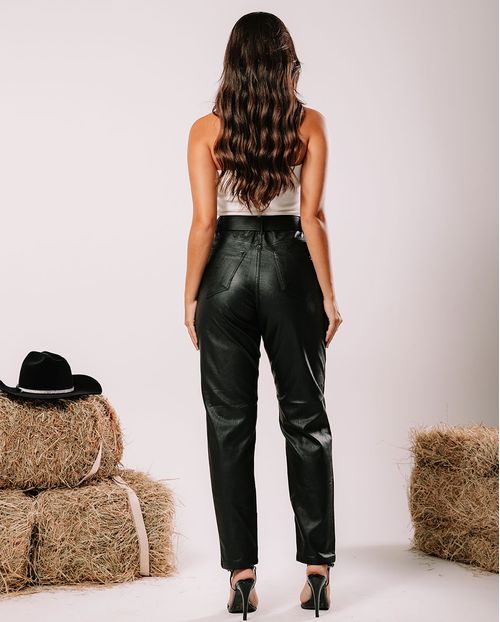 Calça Material Sintético Mom Feminina Cintura Alta com Cinto 22744 Preto