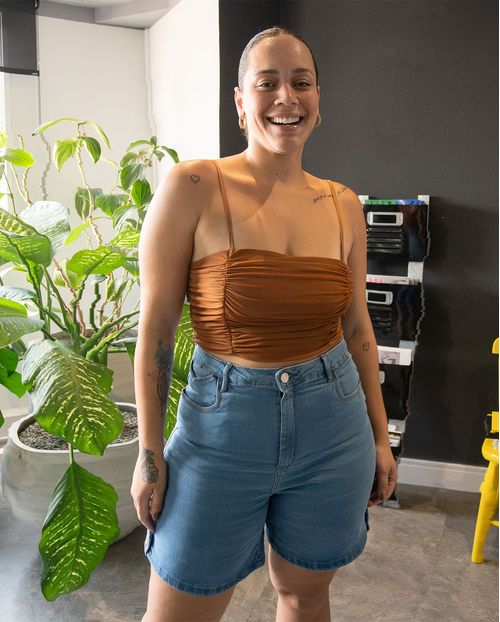 Bermuda Jeans Meia Coxa Jeans Plus Size Detalhe Botão Barra 23585 Média