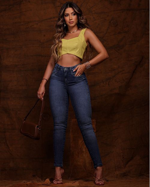 Calça Jeans Skinny Feminina Cintura Média Abertura Traseira Barra 23878 Escura