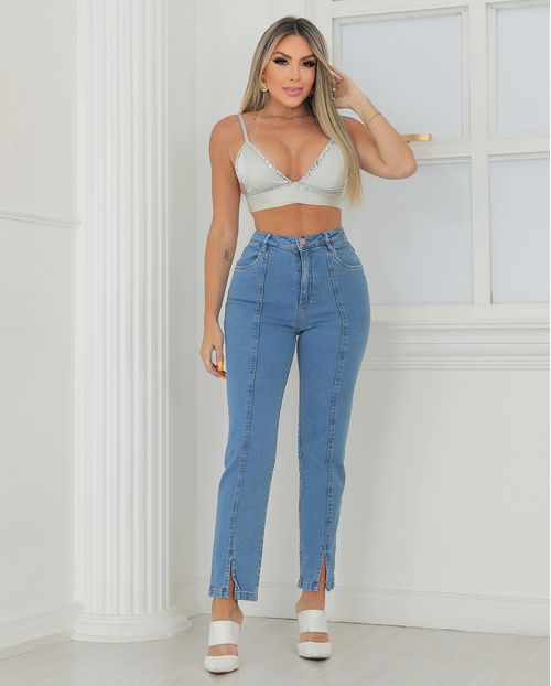 Calça Jeans Feminina Reta com Elastano e Abertura Frontal Na Barra  23102 Média