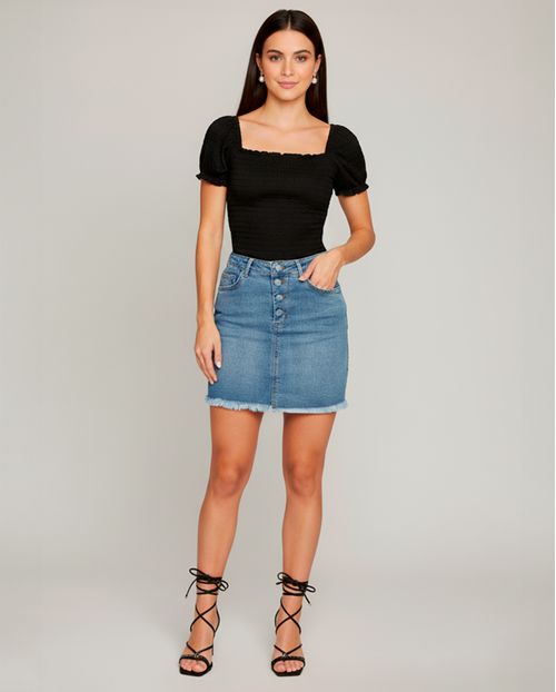 Mini-Saia Jeans Feminina com Botões Revestidos e Barra Desfiada   21757 Clara